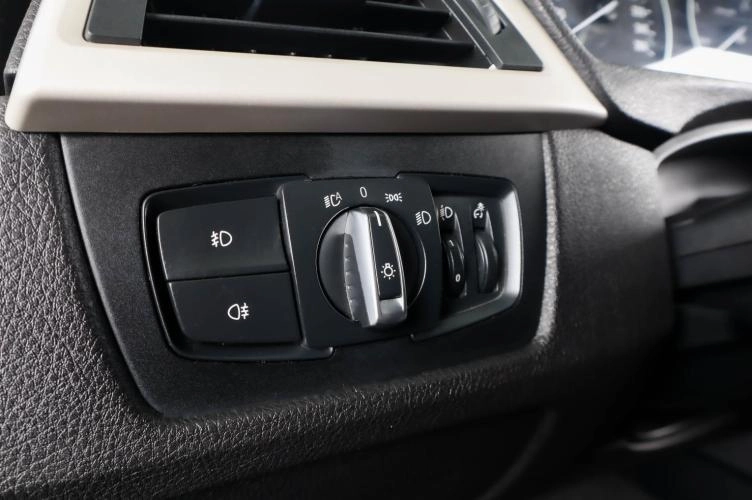 BMW 3 серия 25 из 27