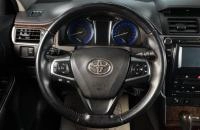 Toyota Camry 13 из 19