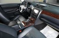 Toyota Camry 10 из 19