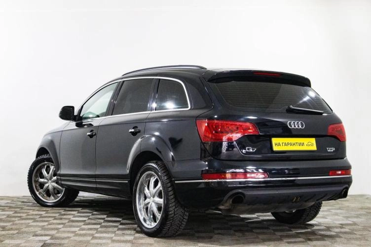 Audi Q7 6 из 6