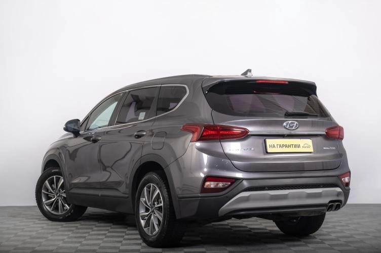 Hyundai Santa Fe 5 из 6