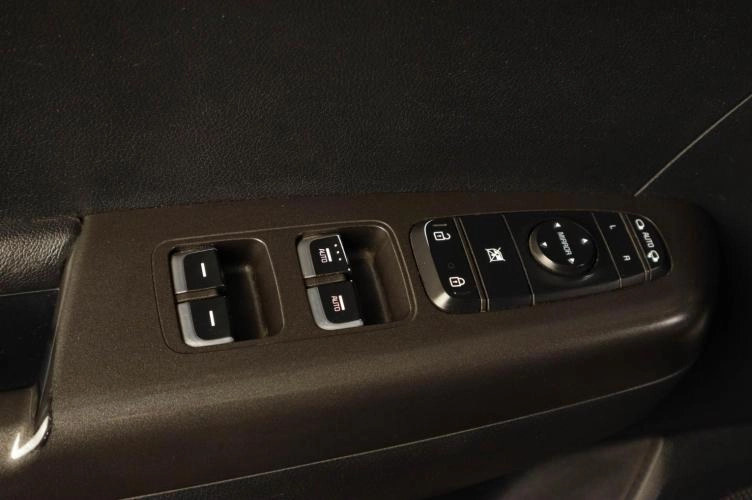 KIA Sportage 18 из 18