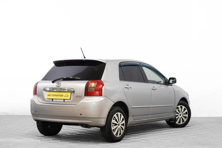 Toyota Allex 4 из 6