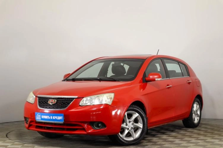 Geely Emgrand EC7 3 из 5