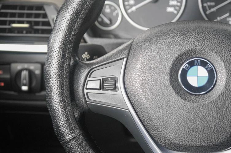 BMW 3 серия 16 из 22