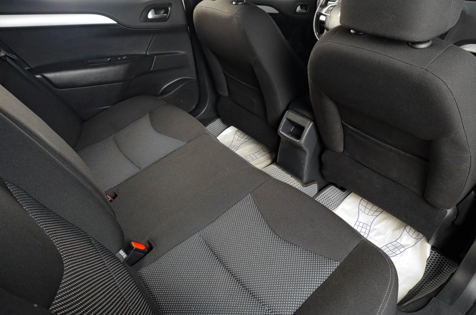 Citroen C4 9 из 17