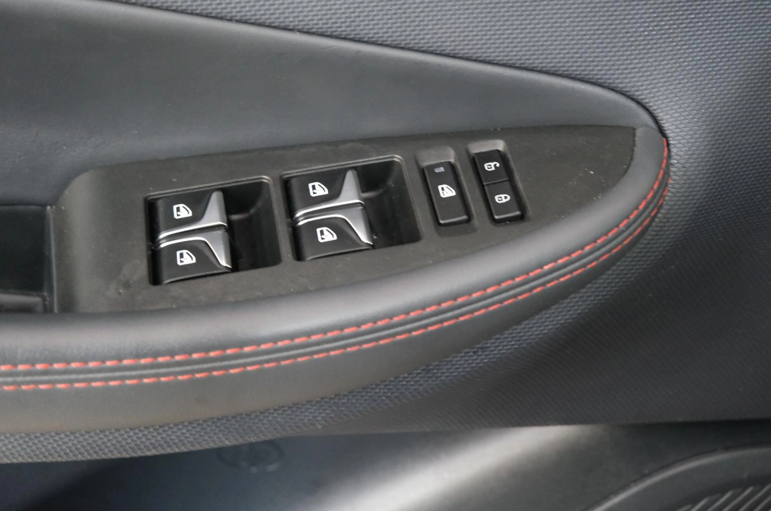 Changan UNI-T 8 из 23