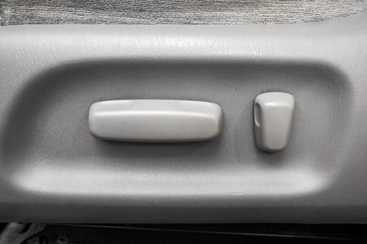 Toyota Camry 12 из 25