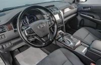 Toyota Camry 7 из 21