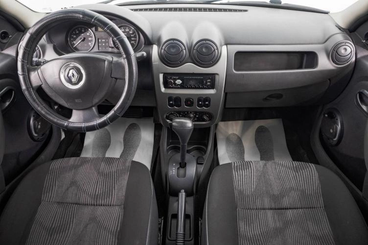 Renault Logan 10 из 23