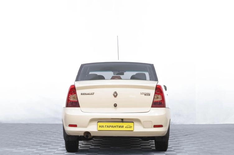 Renault Logan 5 из 5