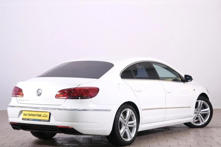 Volkswagen Passat CC 6 из 20