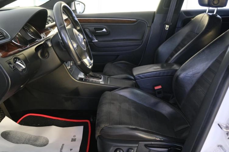 Volkswagen Passat CC 7 из 20