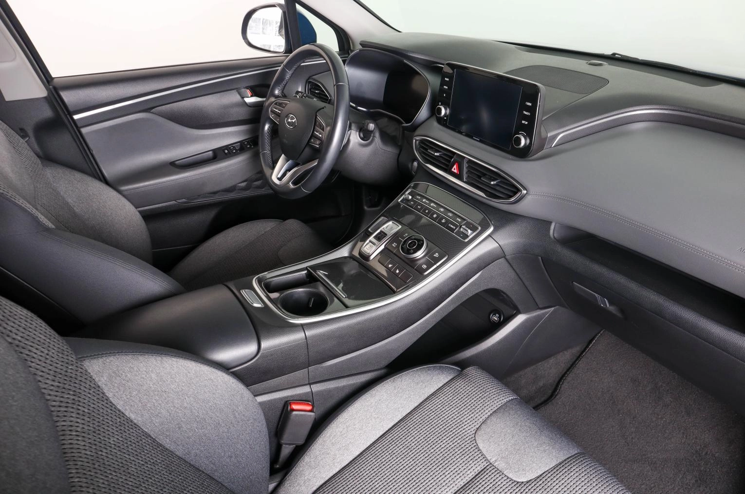 Hyundai Santa Fe 15 из 28