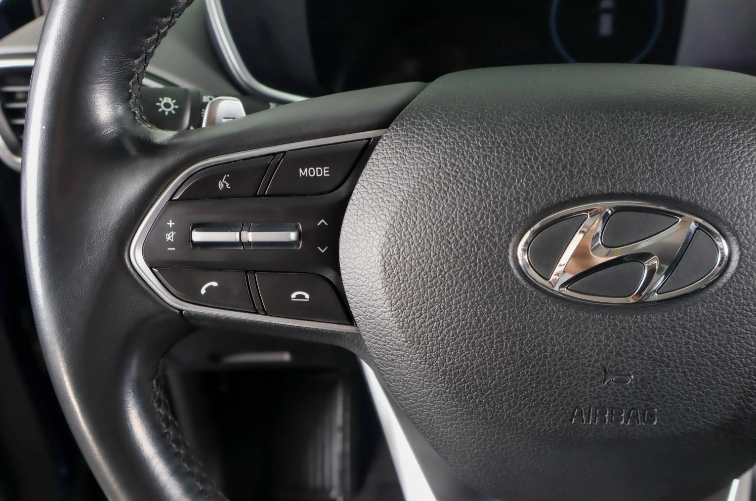 Hyundai Santa Fe 20 из 28