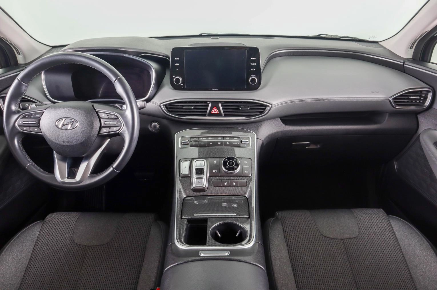 Hyundai Santa Fe 17 из 28