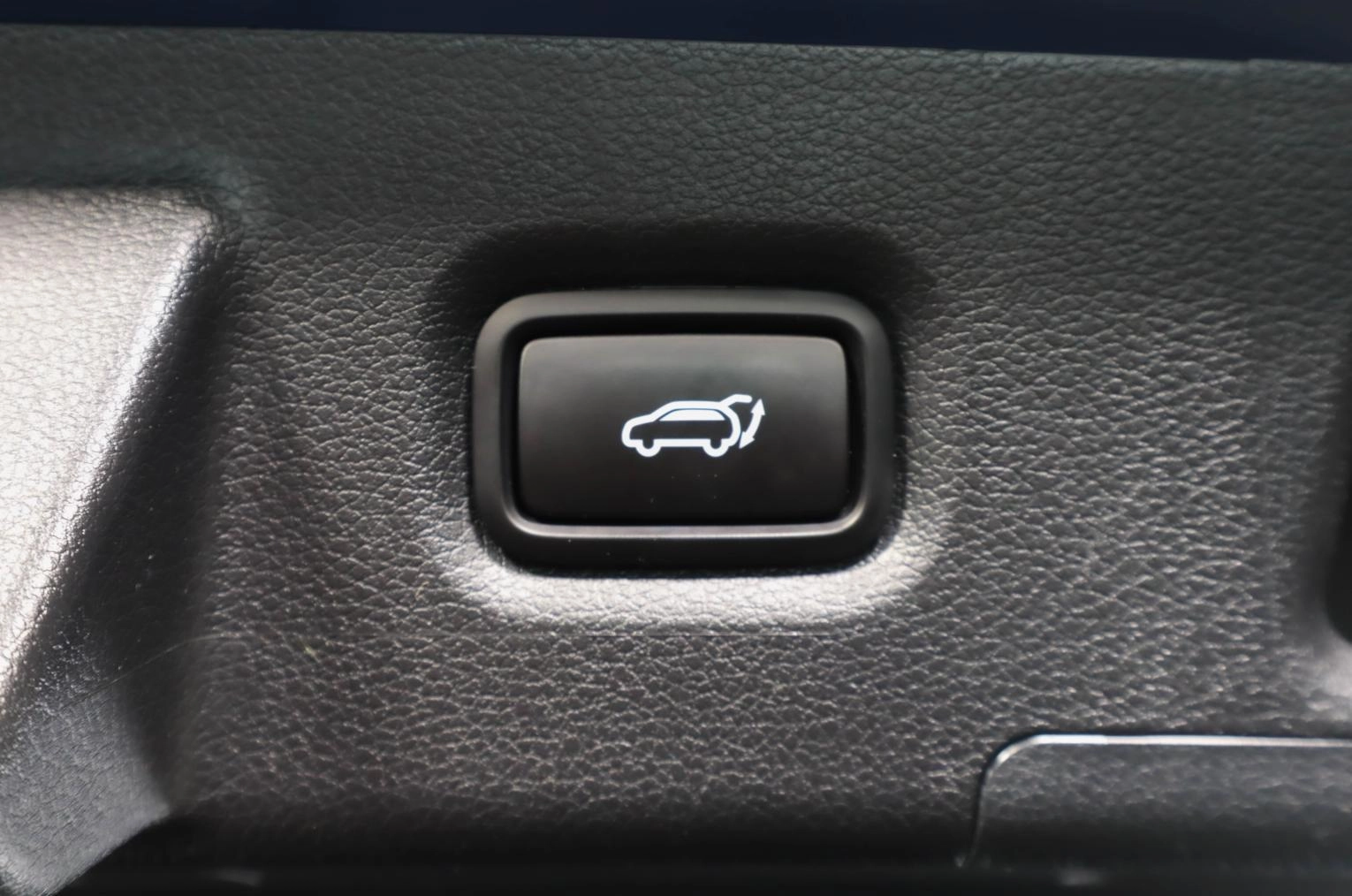 Hyundai Santa Fe 8 из 28