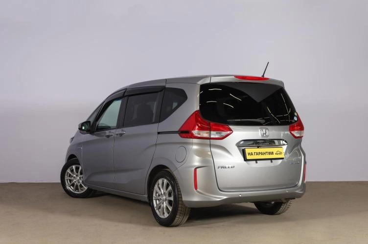 Honda Freed 6 из 6