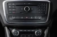 Mercedes-Benz CLA-класс 15 из 19