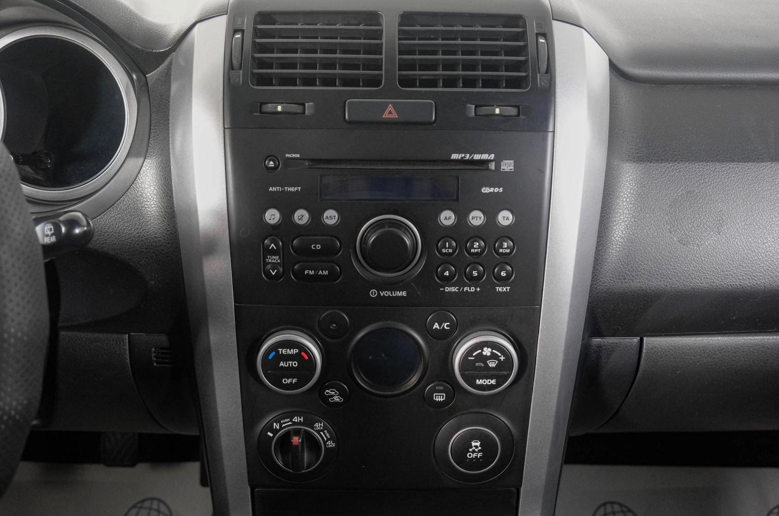 Suzuki Grand Vitara 16 из 19
