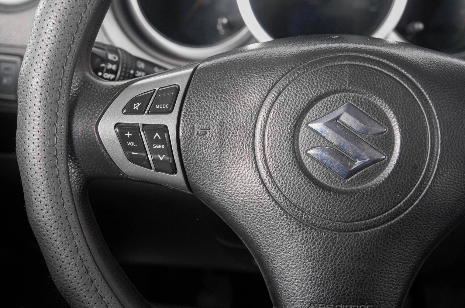 Suzuki Grand Vitara 15 из 19