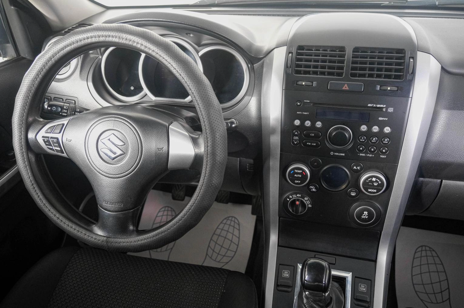Suzuki Grand Vitara 11 из 19