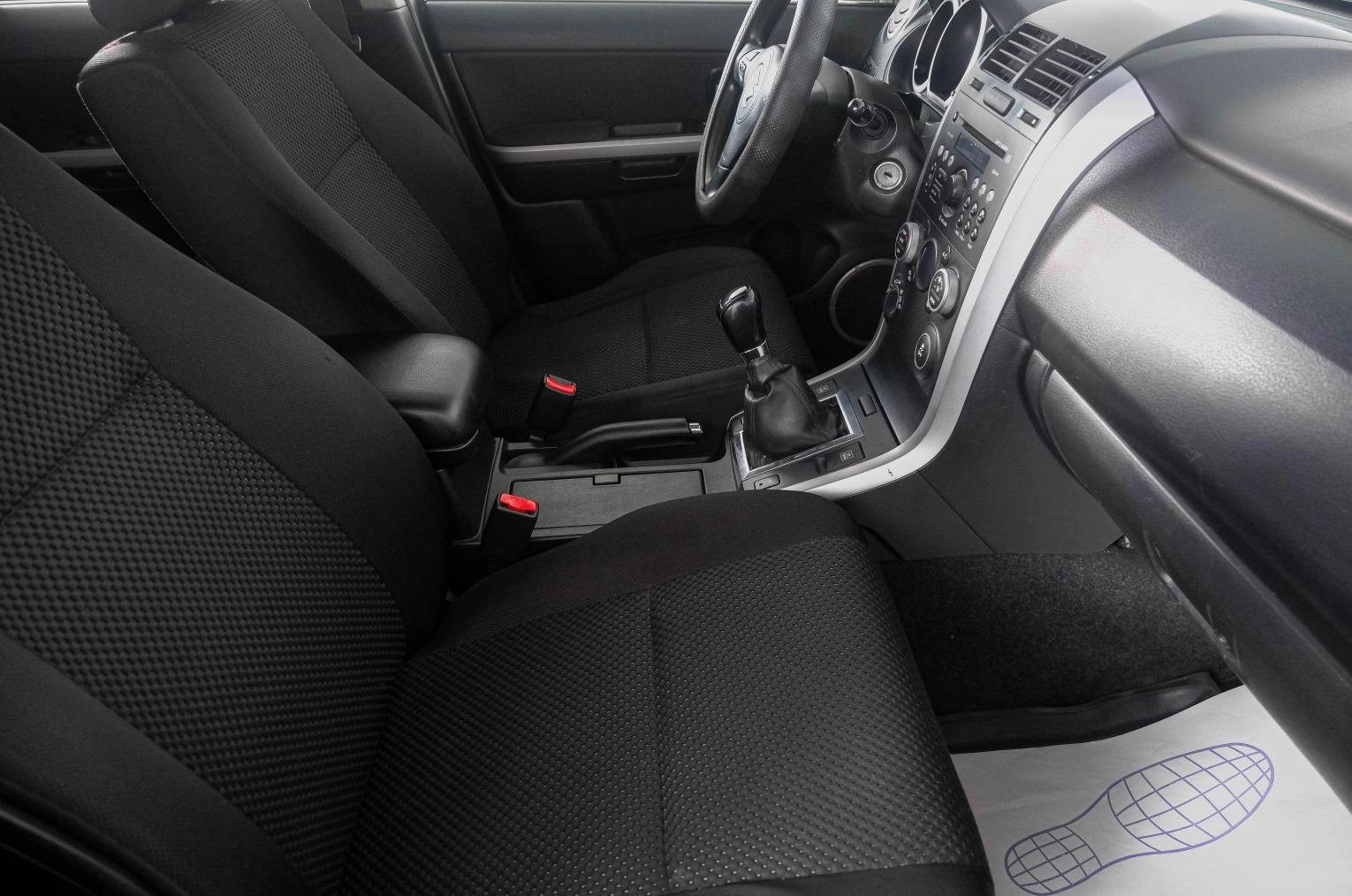 Suzuki Grand Vitara 10 из 19