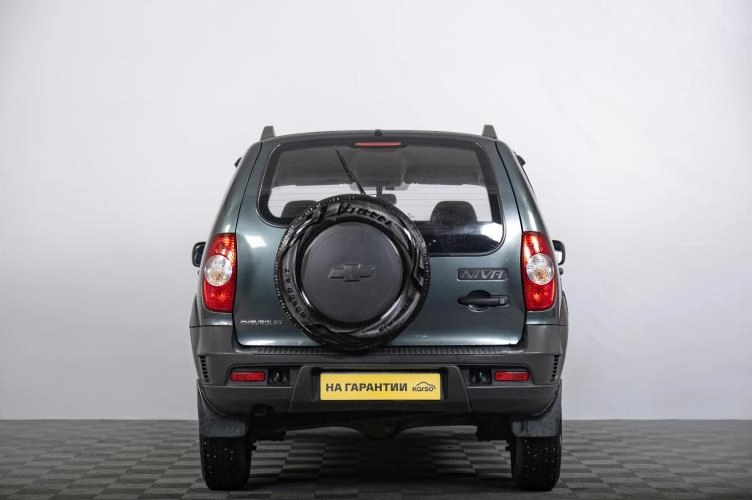 Chevrolet Niva 4 из 5