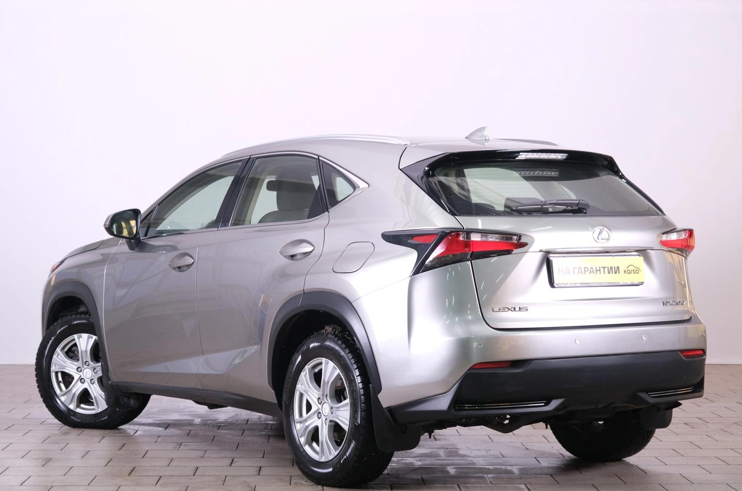 Lexus NX 4 из 19