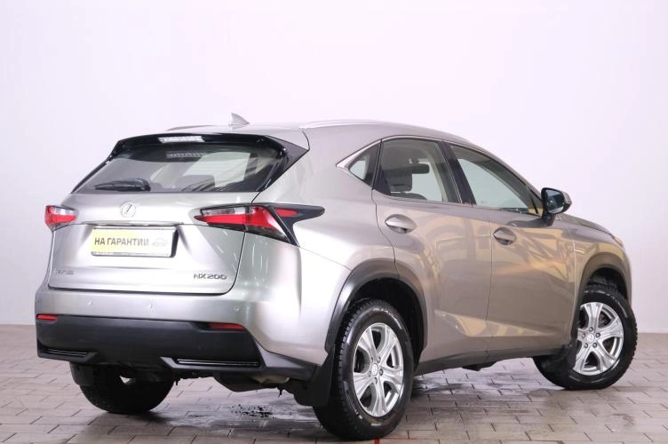 Lexus NX 6 из 6