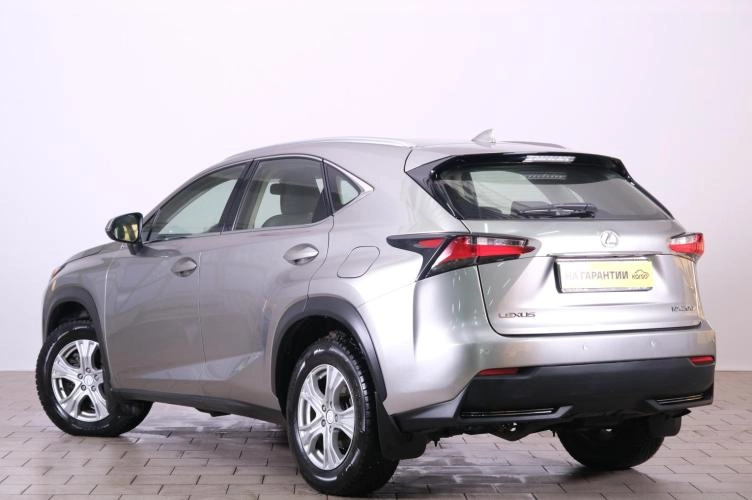 Lexus NX 4 из 5