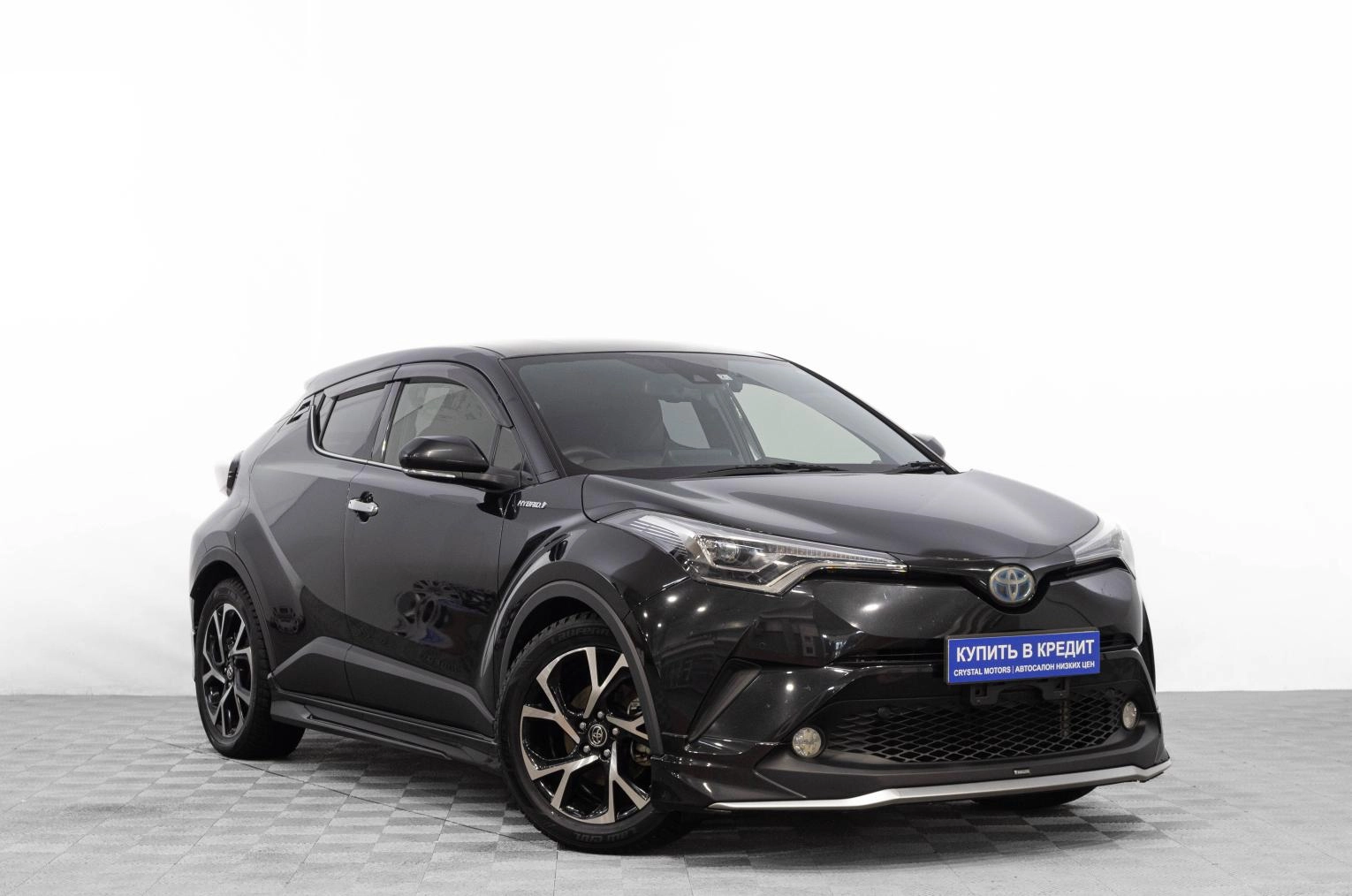 Toyota C-HR 1 из 28