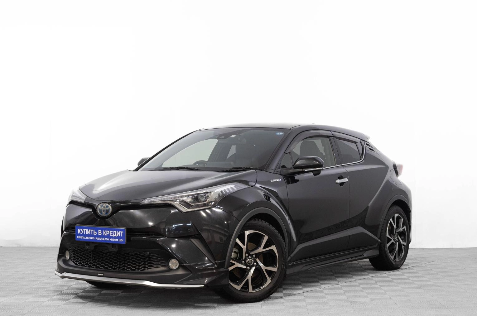Toyota C-HR 3 из 28
