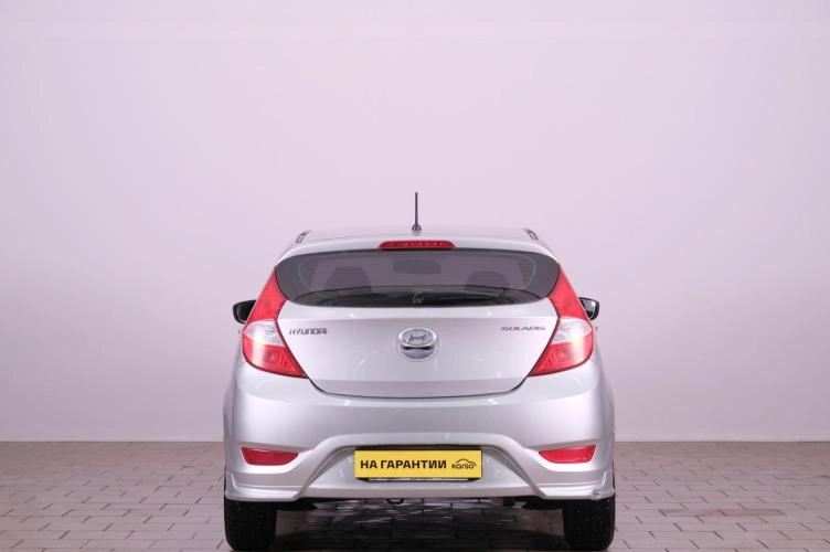 Hyundai Solaris 5 из 6