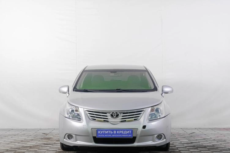 Toyota Avensis 2 из 5
