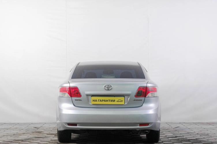 Toyota Avensis 5 из 5