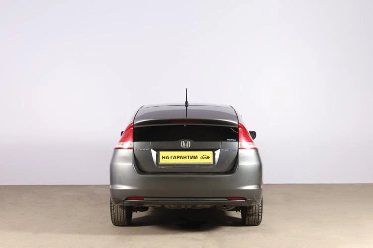 Honda Insight 5 из 6