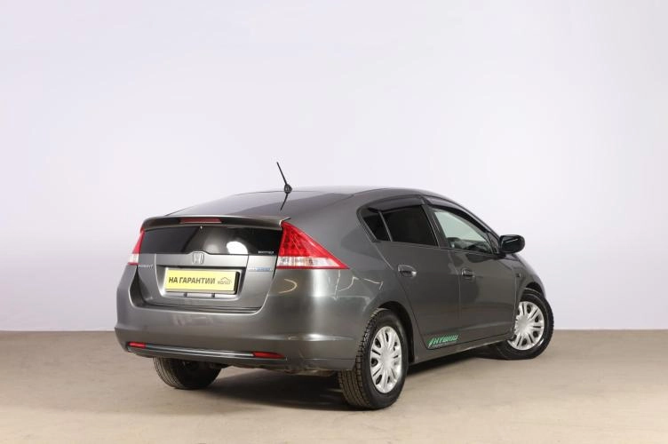 Honda Insight 6 из 6