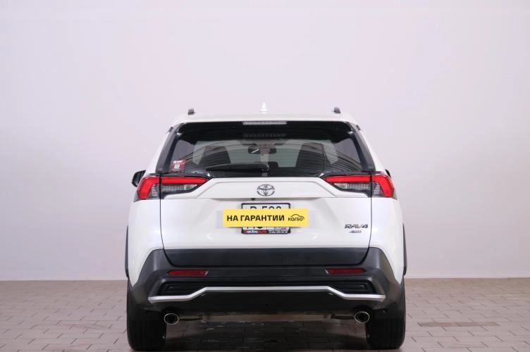 Toyota RAV4 5 из 5