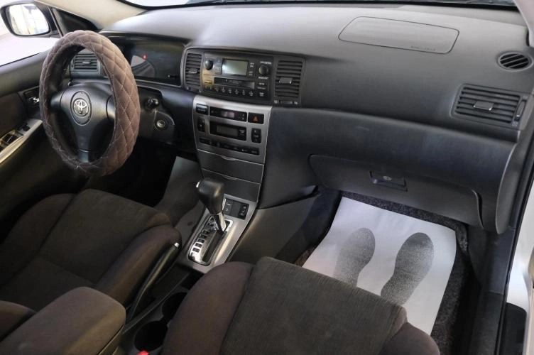 Toyota Corolla 18 из 22