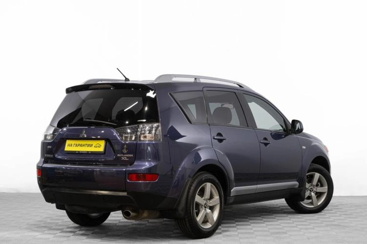 Mitsubishi Outlander 4 из 6