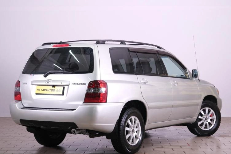 Toyota Highlander 6 из 6