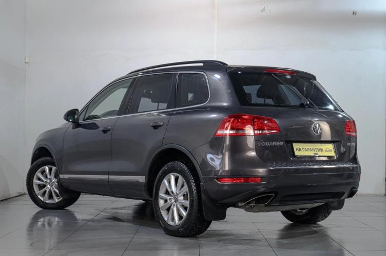 Volkswagen Touareg 4 из 5