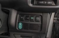 Nissan Serena 9 из 17