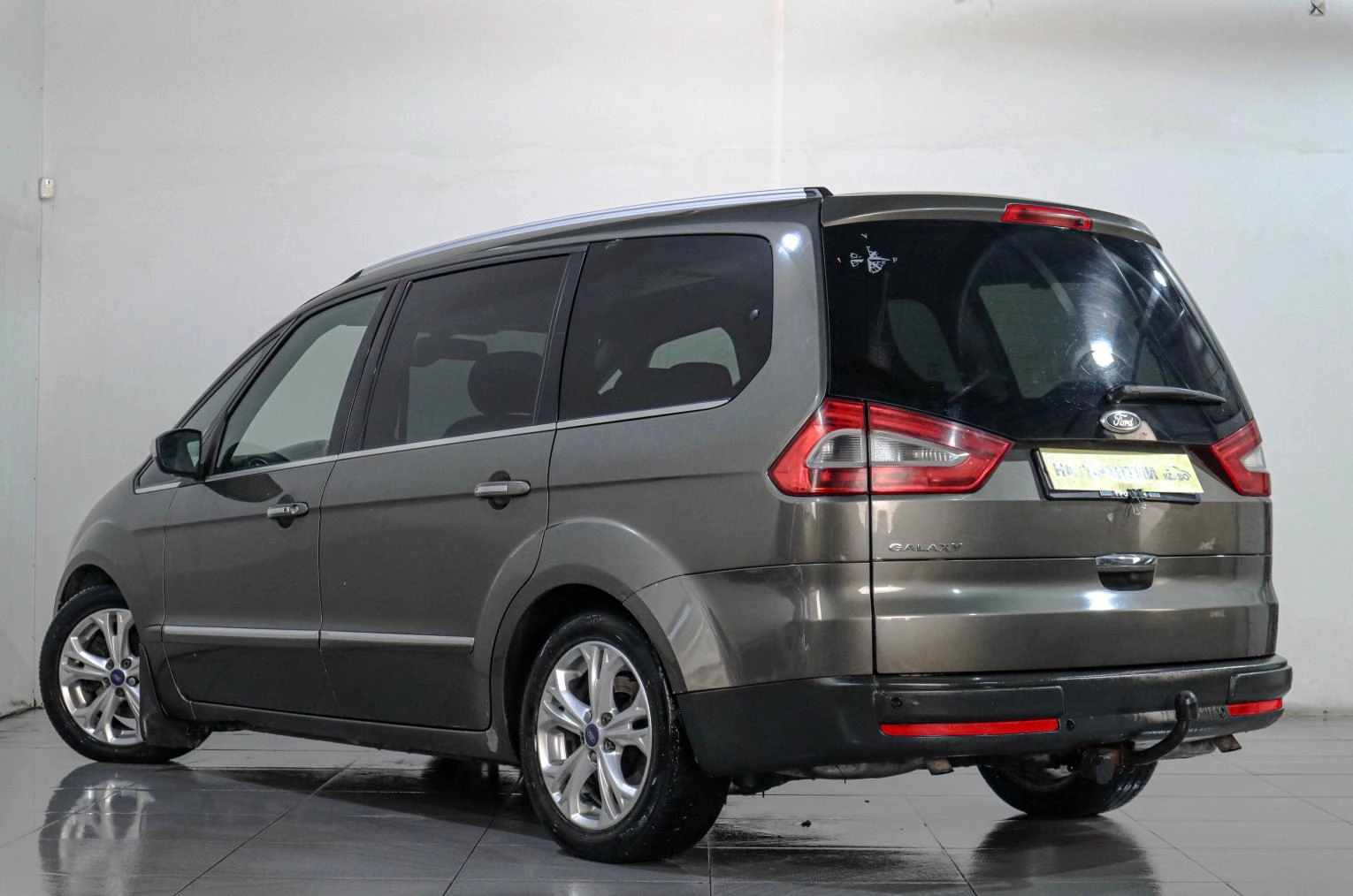 Ford Galaxy 4 из 18