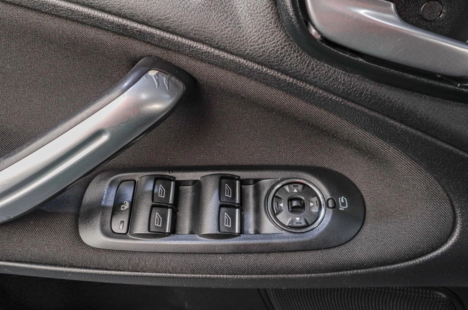Ford Galaxy 8 из 18