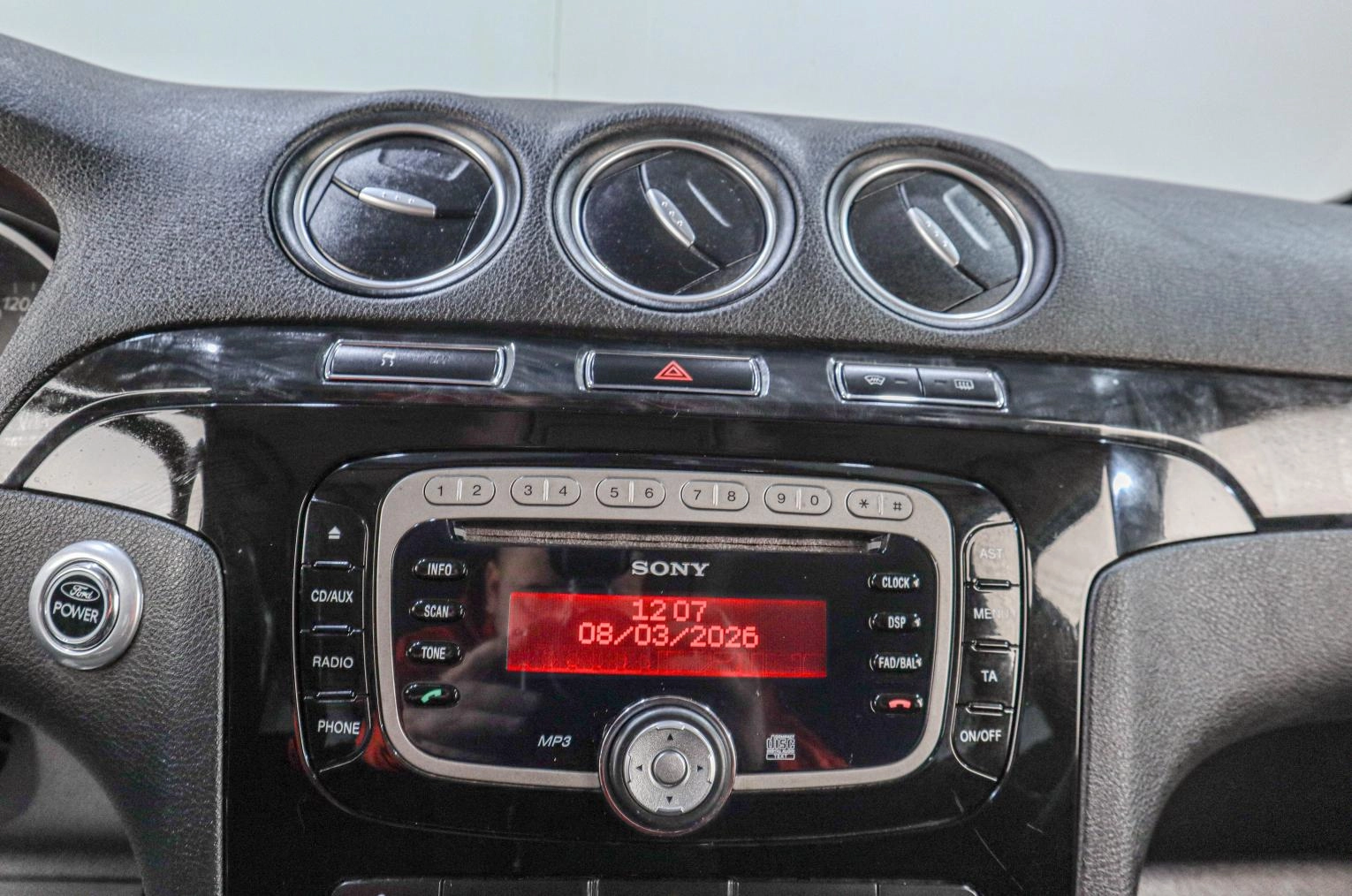 Ford Galaxy 12 из 18