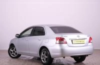 Toyota Yaris 4 из 21