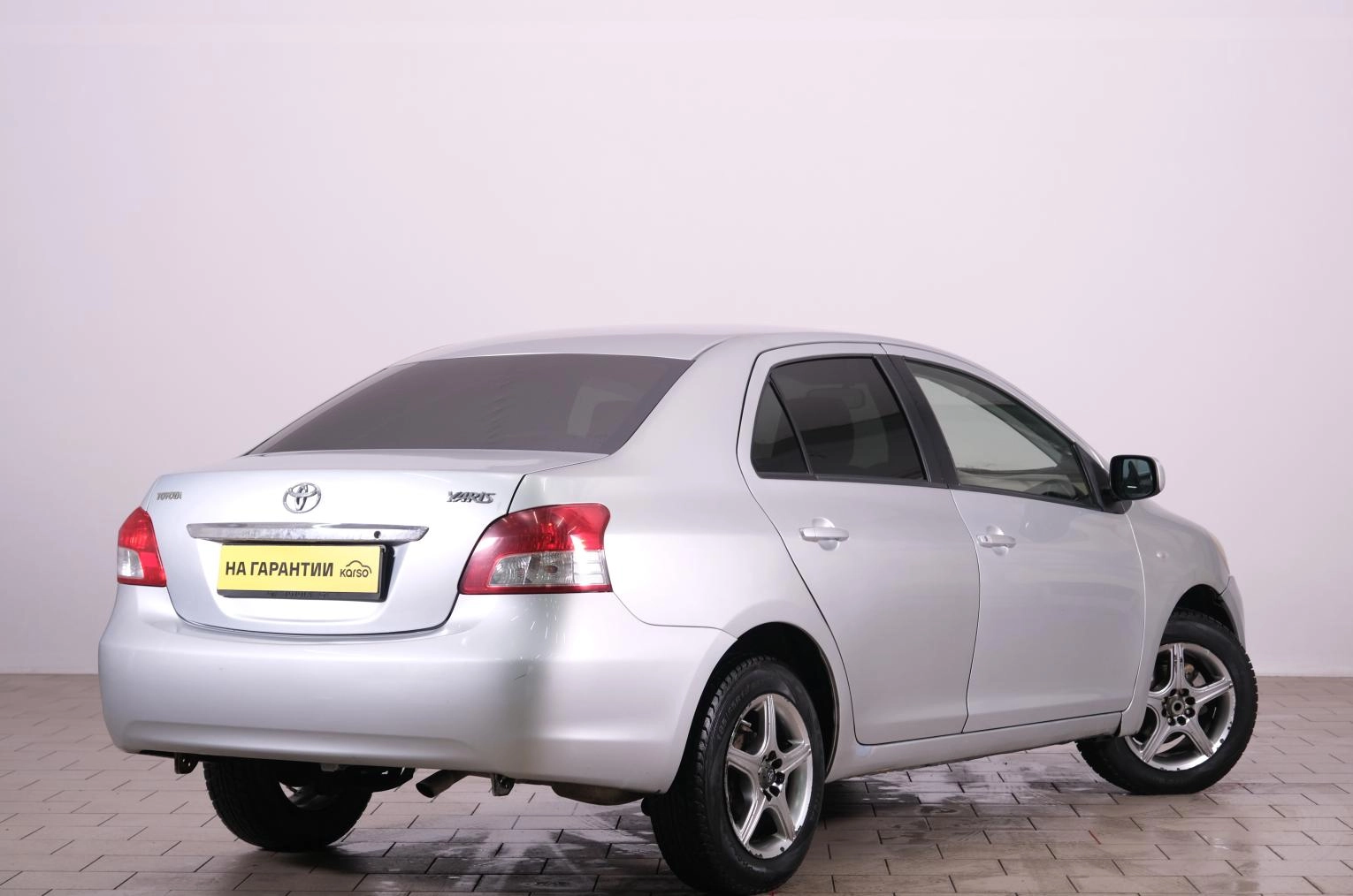 Toyota Yaris 6 из 21