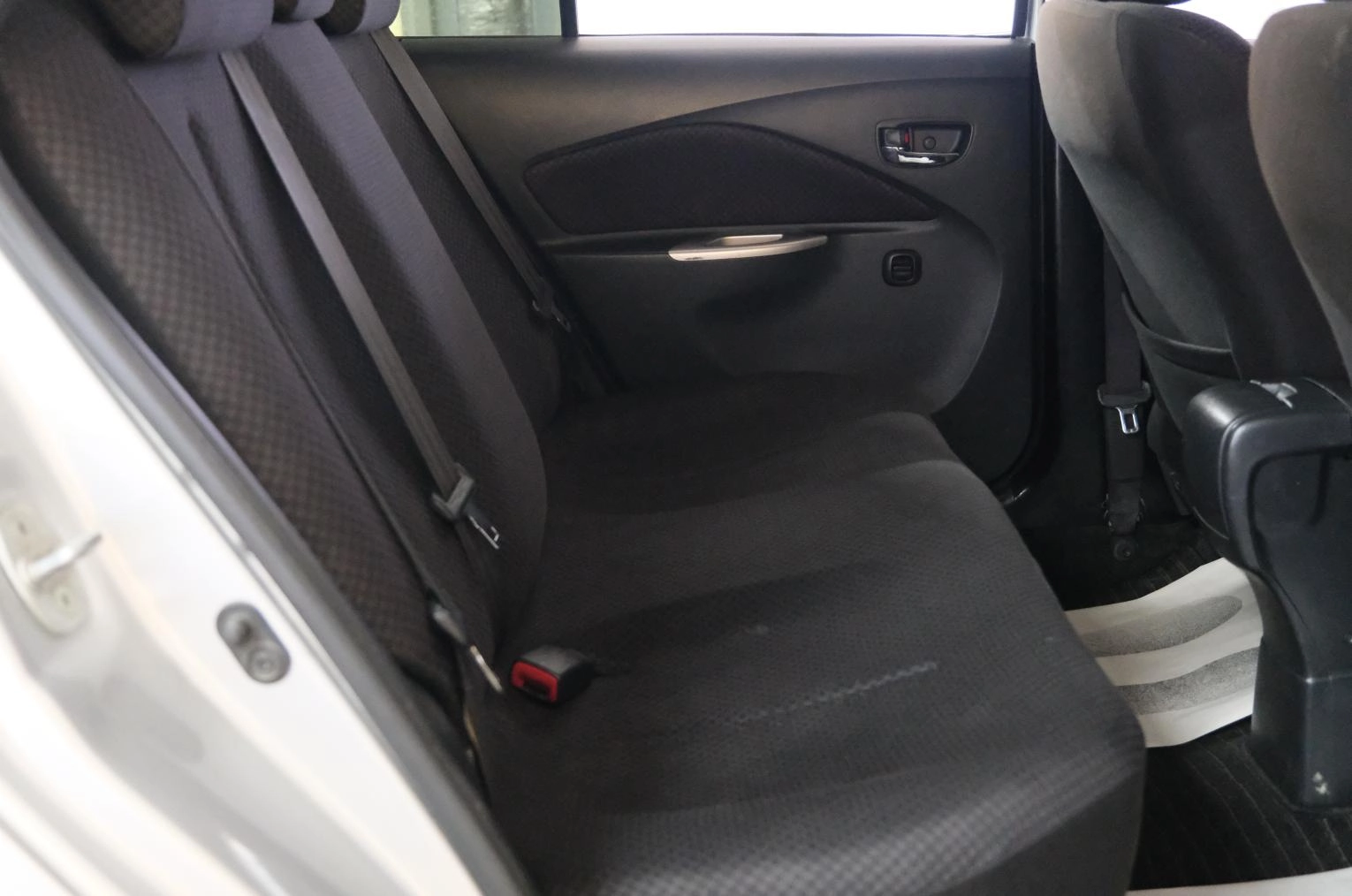 Toyota Yaris 20 из 21